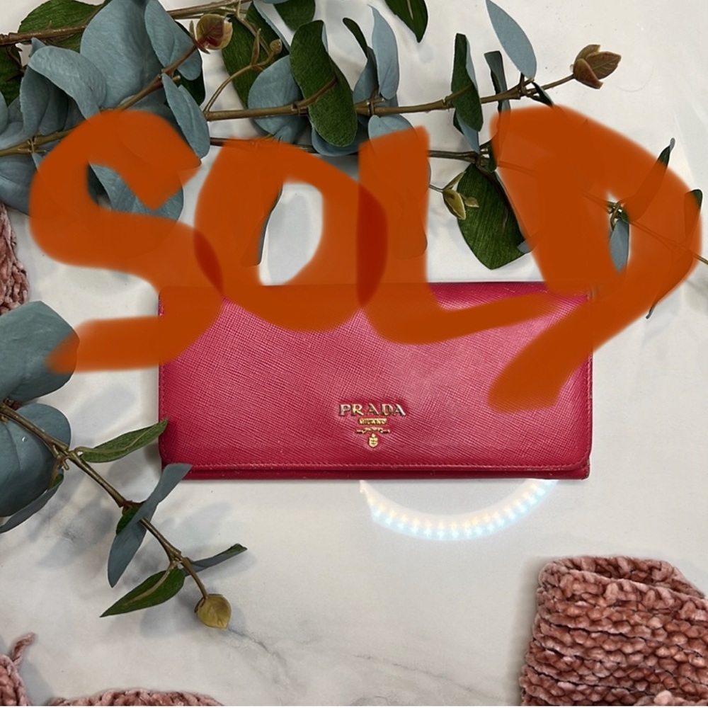 PRADA SAFFIANO CONTINENTAL WALLET